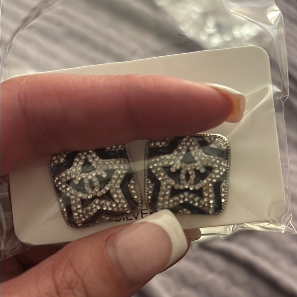 Silver Black Star Earrings